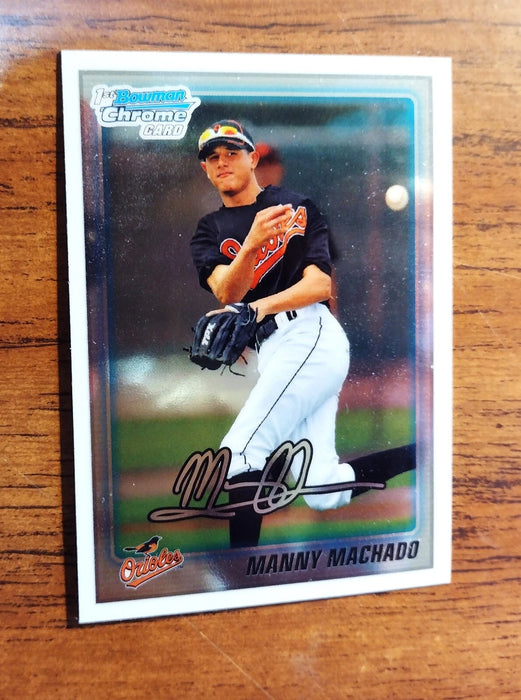 2010 BOWMAN CHROME DRAFT #BDPP80 MANNY MACHADO "1ST BOWMAN ROOKIE CARD"